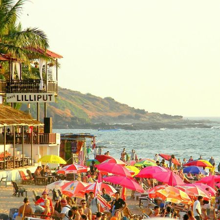 4Bhk Sparkling Apartment Near Beach Pool & Bar 2Bhkx2 Vagator Eksteriør bilde