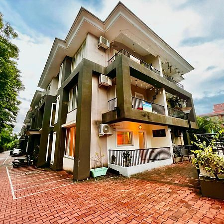 4Bhk Sparkling Apartment Near Beach Pool & Bar 2Bhkx2 Vagator Eksteriør bilde