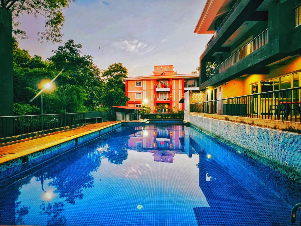 4Bhk Sparkling Apartment Near Beach Pool & Bar 2Bhkx2 Vagator Eksteriør bilde