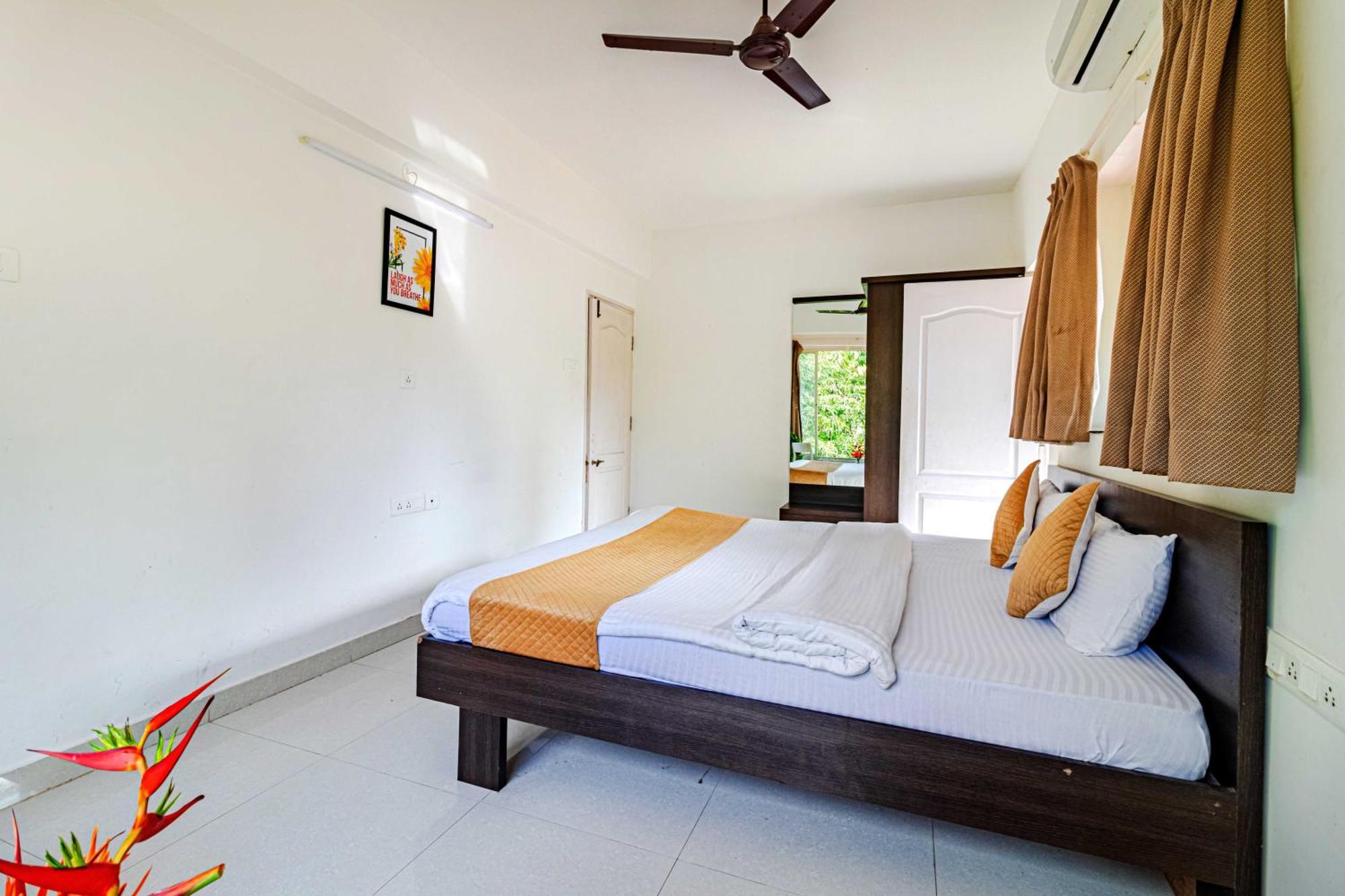 4Bhk Sparkling Apartment Near Beach Pool & Bar 2Bhkx2 Vagator Eksteriør bilde