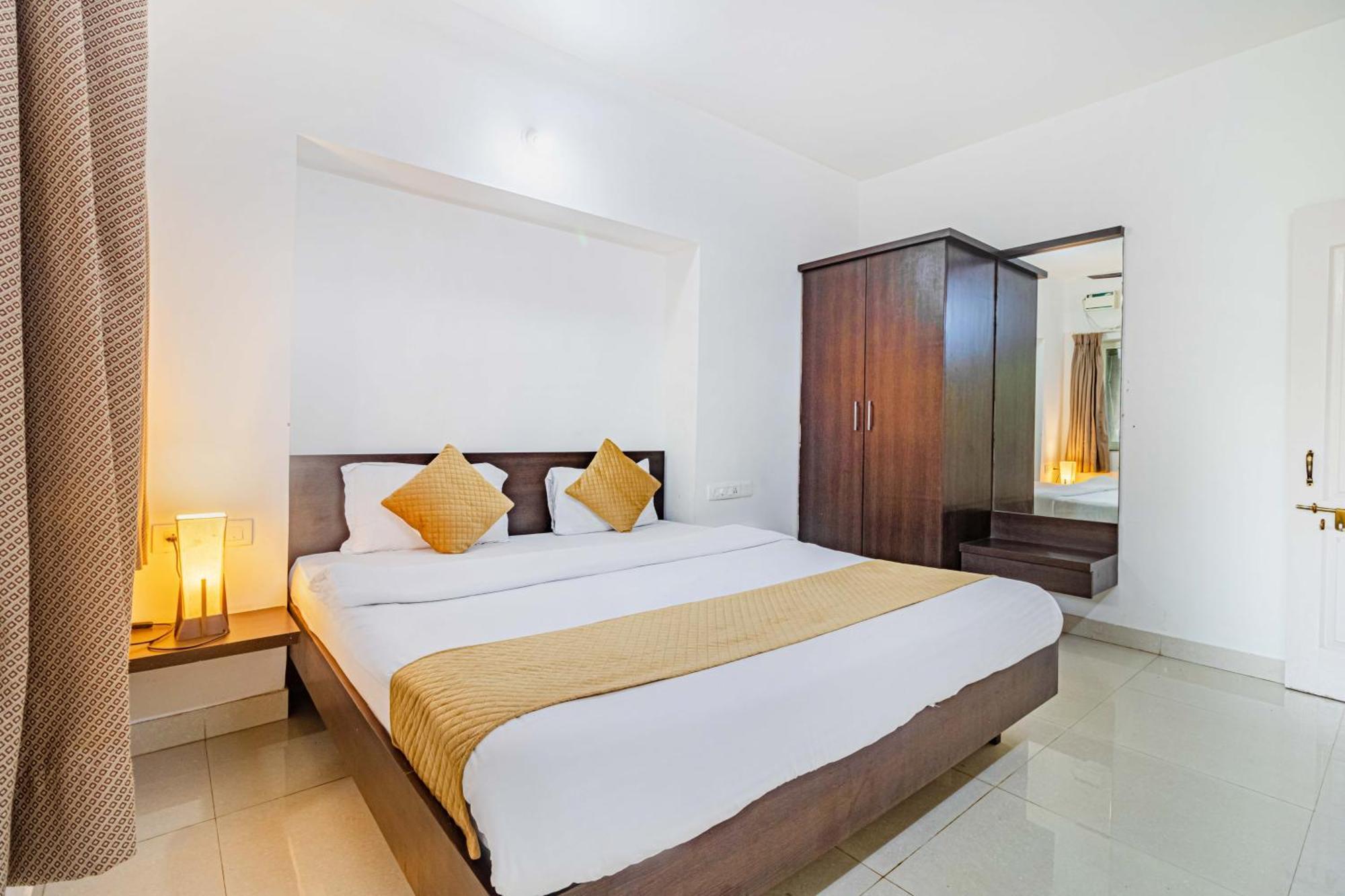 4Bhk Sparkling Apartment Near Beach Pool & Bar 2Bhkx2 Vagator Eksteriør bilde