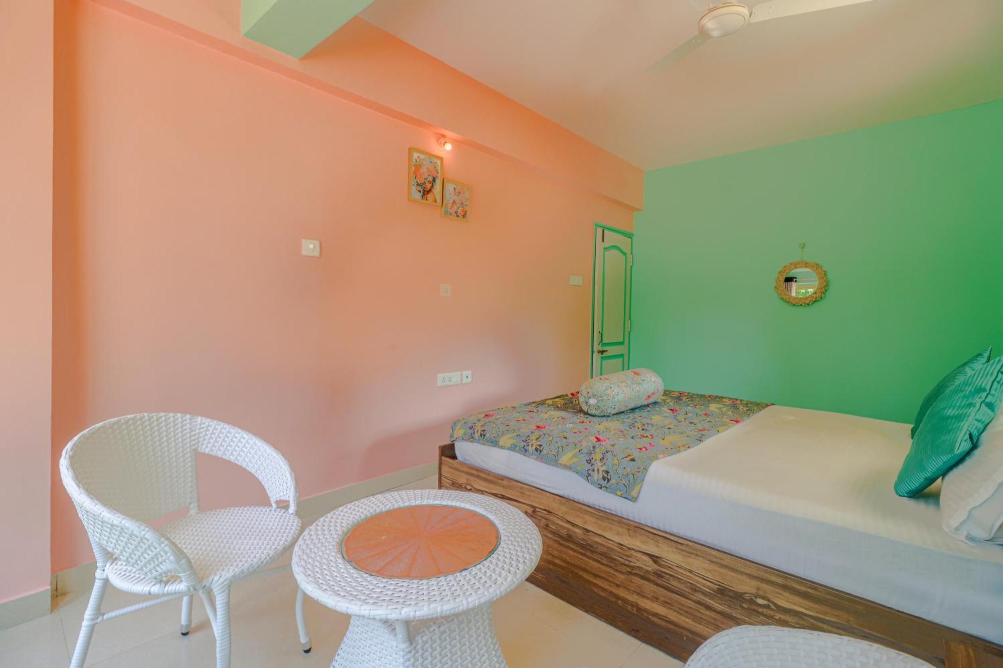 4Bhk Sparkling Apartment Near Beach Pool & Bar 2Bhkx2 Vagator Rom bilde